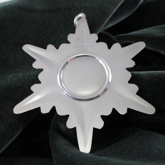 GORHAM STERLING SILVER 1972 SNOWFLAKE ORNAMENT🎁 - Picture 7 of 13